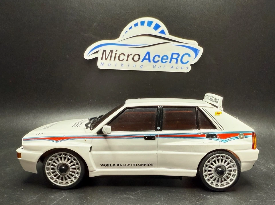 Used Kyosho Mini-Z Lancia Delta HF Integrale White MZX402WM 1/28 Martini Racing - Image 3 of 4