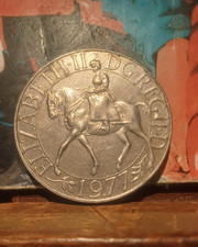 RARE 1977 Queen Elizabeth II Silver Jubilee Commemorative Crown Coin DG.REG FD