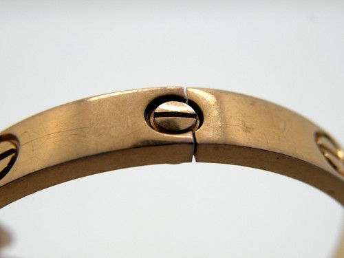 Cartier Love 18K Yellow Gold Bangle Bracelet 23 Grams Size 18 + Screwdriver - Picture 7 of 9