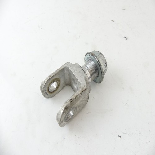 Suzuki GSX-R 600 750  K6 K7 Federbein Halterung hinten 26713