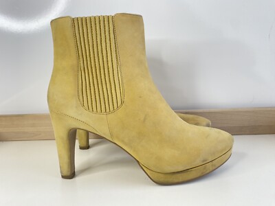 ECCO Navoi Nubuck Leather Yellow Bootie Heels Women’s Size 40 US
