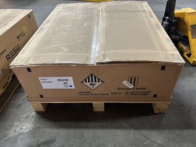 LG CHEM 9.8 kWh Lithium Ion Battery RESU10H