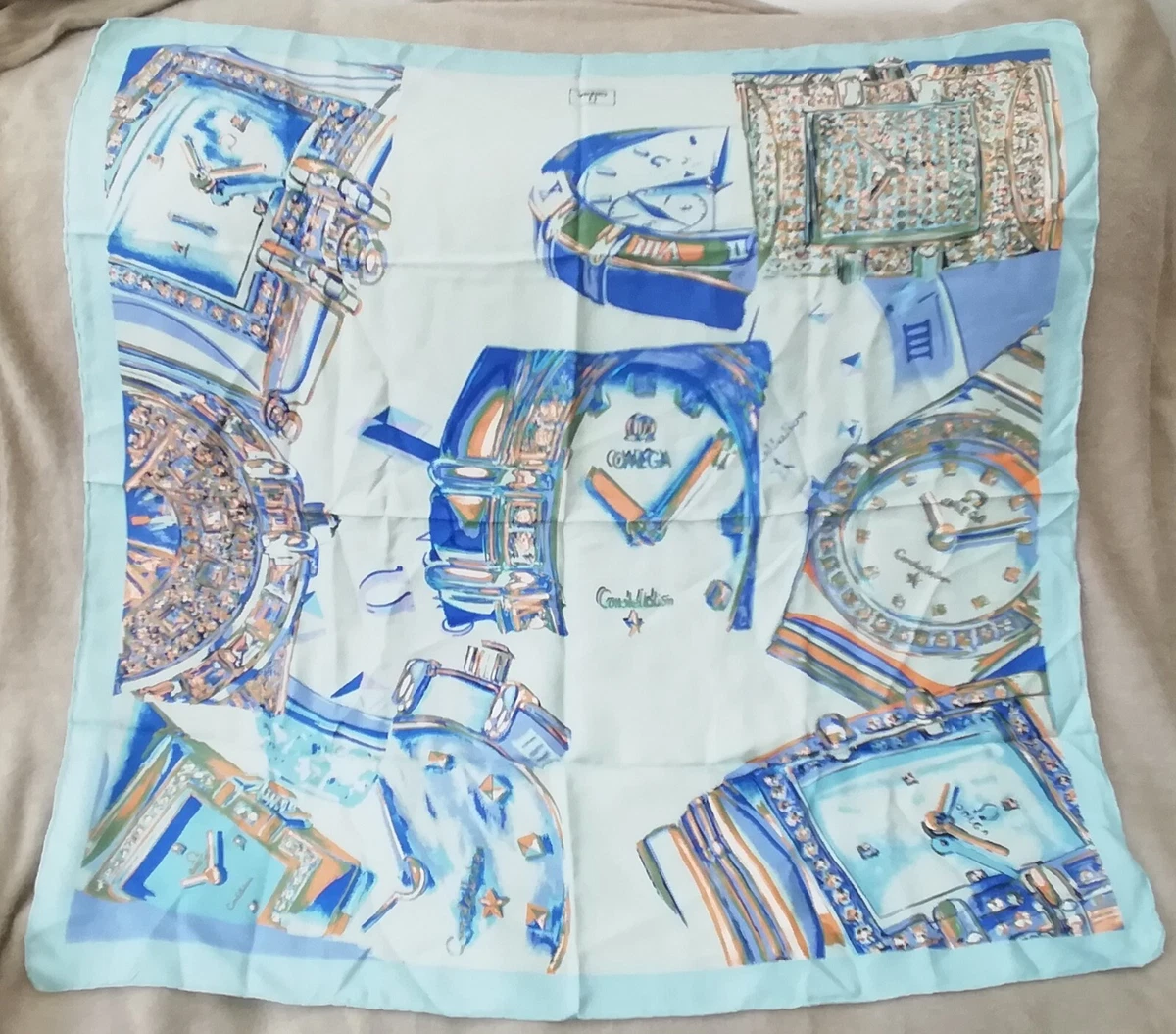 Montre foulard soie sale
