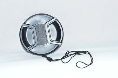 Generic 72 mm Rigid Plastic Tab Lock Front Lens Cap (FLC 249)