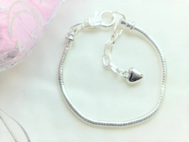 Free shop charm bracelet
