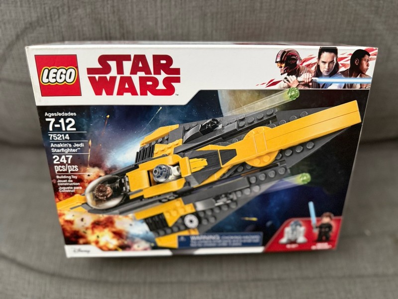 LEGO Star Wars: Anakin's Jedi Starfighter (75214) Brand New Factory Sealed RARE!