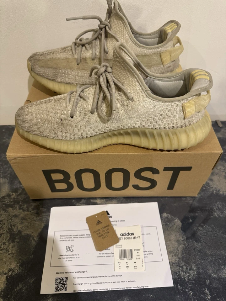 Adidas Yeezy Boost 350 Uk9.5 GY3438, photo 2 of 5