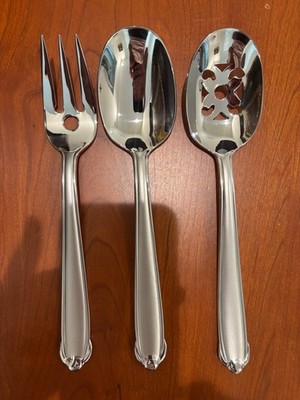 Mikasa CLASSICO SATIN - lot of 3 serving pieces NEW