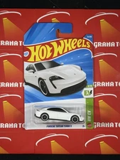 Porsche Taycan Turbo S  #34 2026 Hot Wheels Basic Mix B
