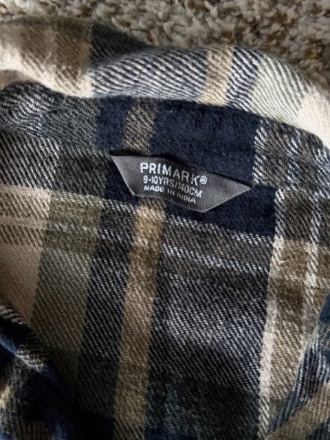 chlothes for kids 7-8 years old 4 units  of clothing jacket,jeans,t-shirt,shirt thumbnail 7