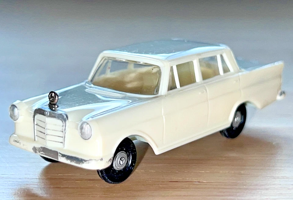 Siku Plastik V 190 Mercedes 190, 1961