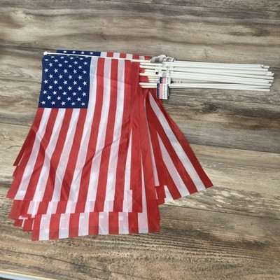American Flag 20  X 10  Includes Display Box  (38 Flags)  26   Plastic Stick