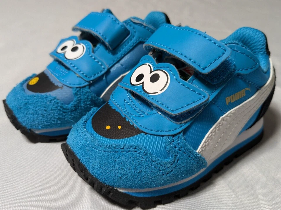 Tenis PUMA x SESAME STREET COOKIE MONSTER Bebé Talla 4C Azul Usados en Excelente Condición Foto 2 de 4