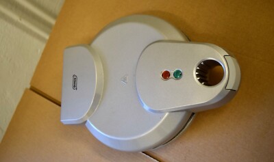 Waffeleisen Donut Maker Quigg Modell GT-DM-01 800 Watt 7 Stück neuwertig OK