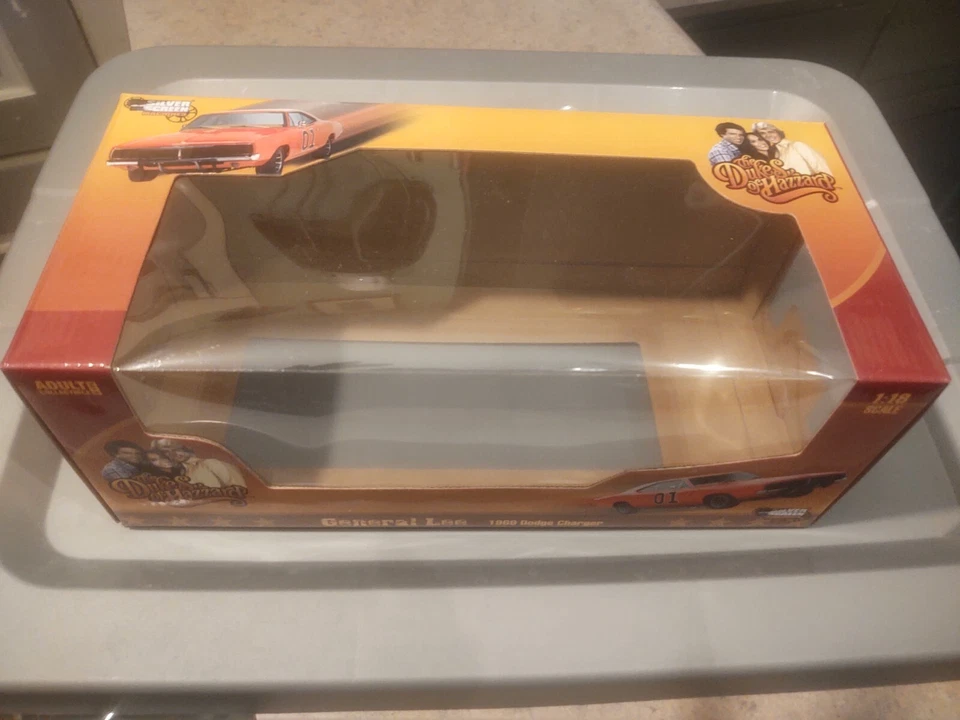 AMM964 NOS " BOX ONLY " AUTO WORLD "THE DUKE'S OF HAZZARD" GENERAL LEE 1:18 NEW - Image 3 of 4