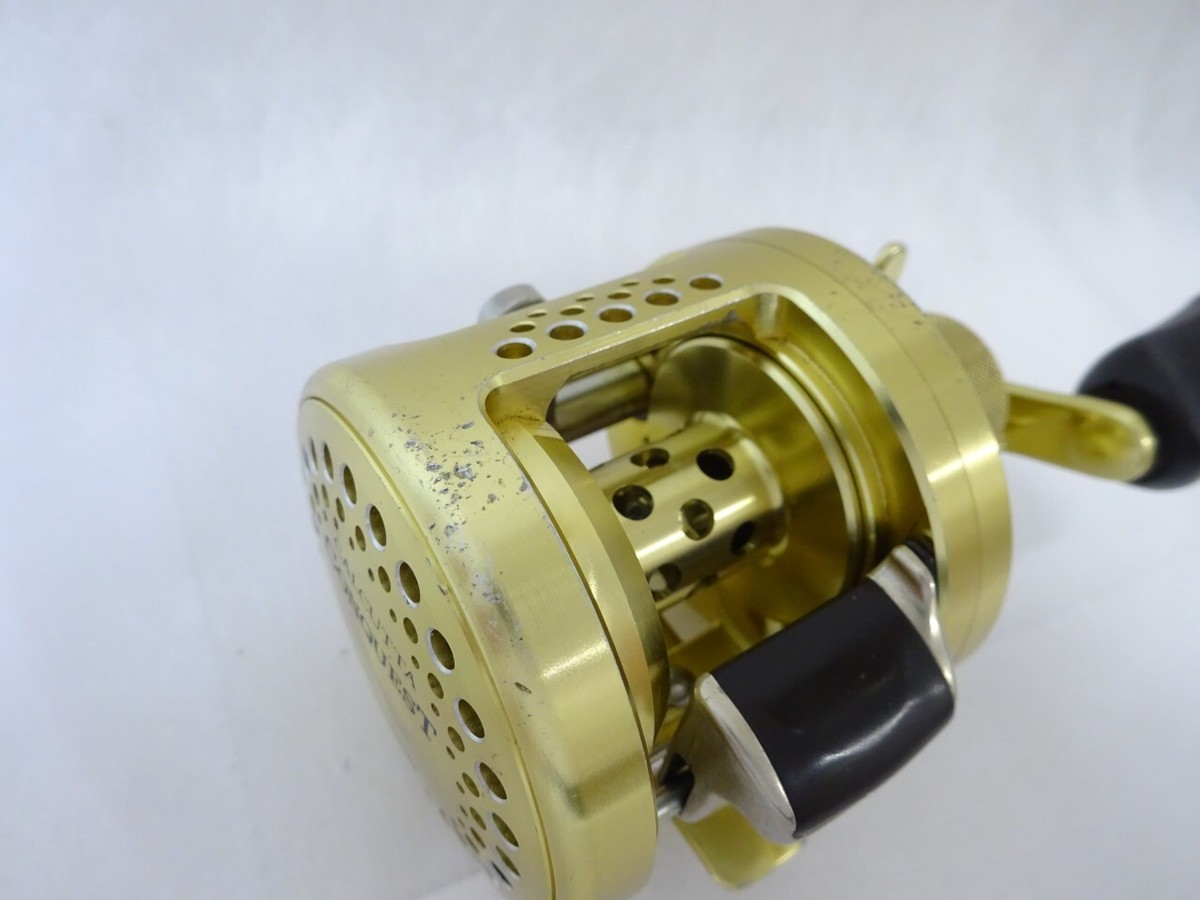 Shimano 01 Calcutta Conquest 101 Left Bait Casting Reel for