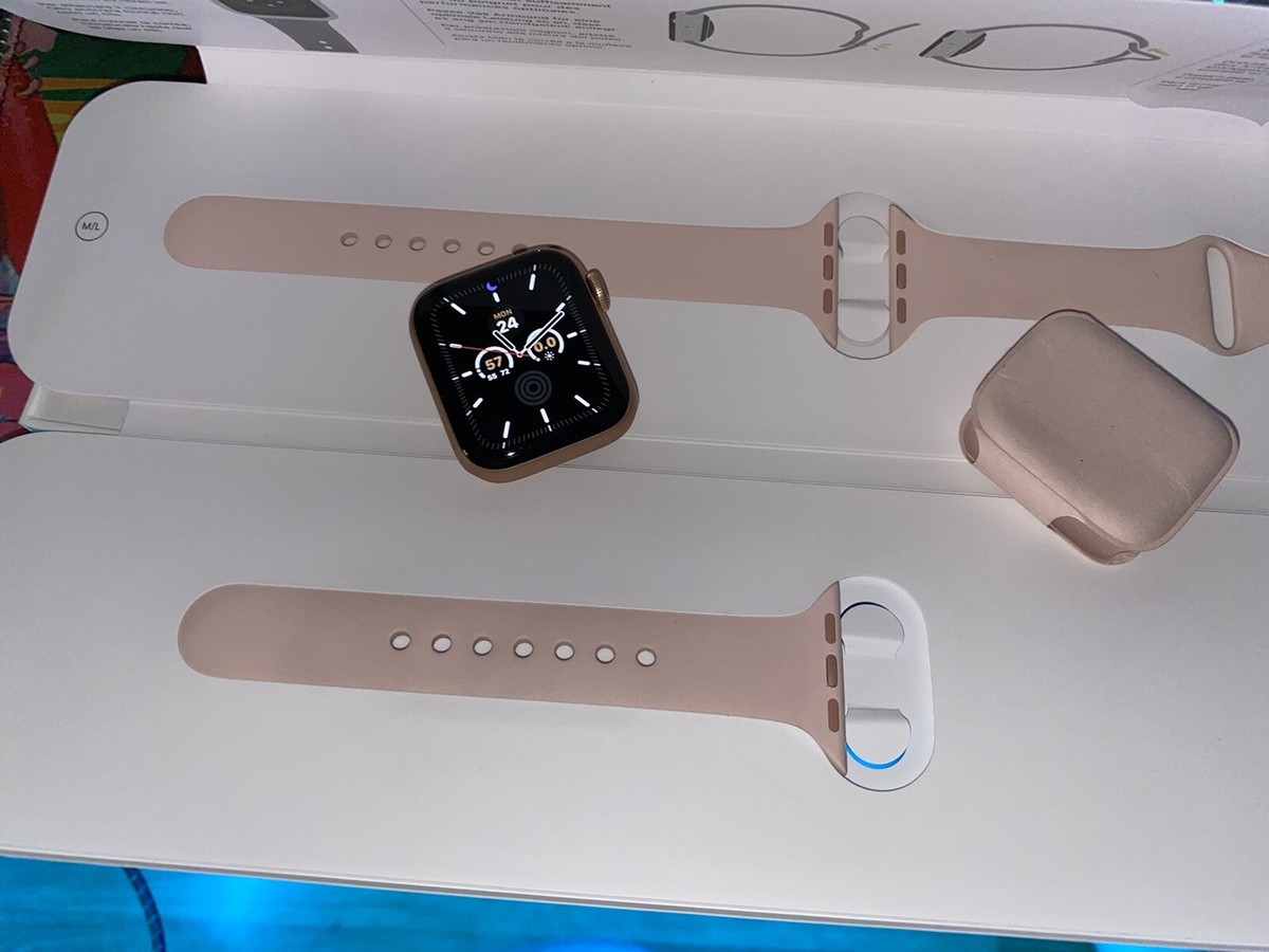 Unboxing Apple Watch Series 40mm Gold Apple Watch Series 40mm