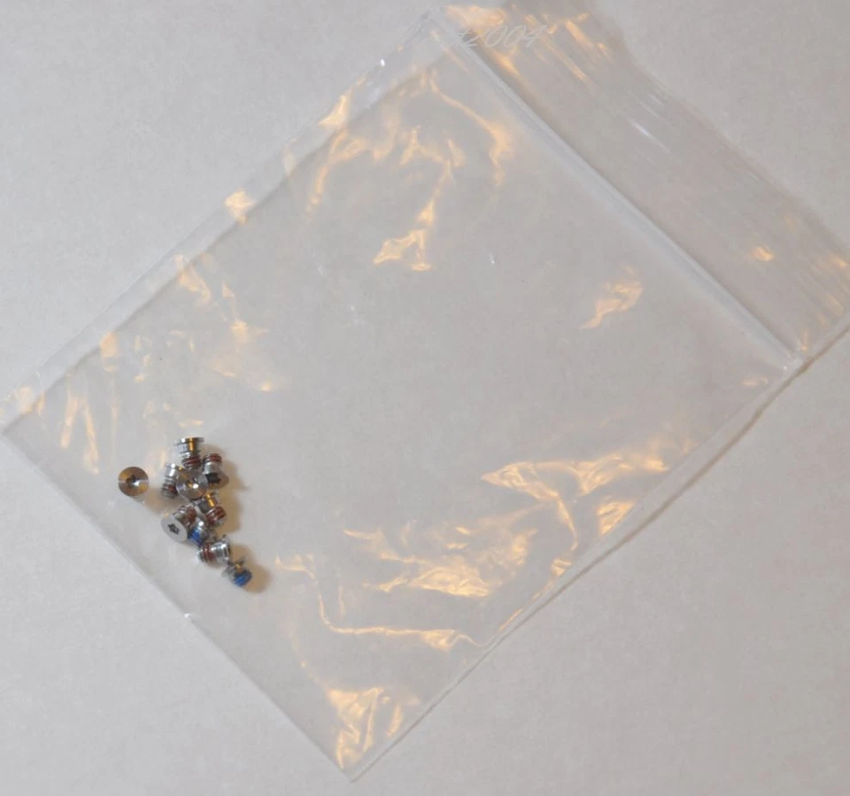 20 pcs Bottom Screw For Macbook Air Pro retina A1425 A1398 A1370 A1465 A1502 - Image 4 of 4