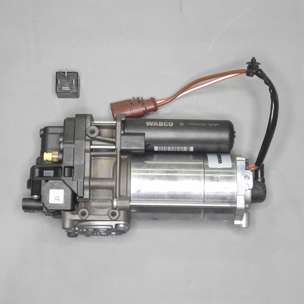 971616007 4154064040 OE Air Suspension Compressor For Porsche 2016