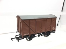 Hornby R1126 OO Gauge 12t Vent Van SC125879