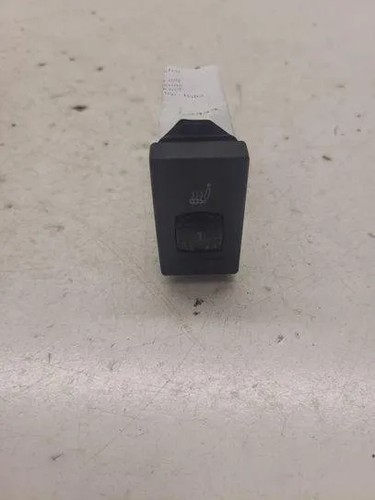 VW PASSAT B5 3B2 Schalter sitzheizung 3B0963563 1.60 Petrol 74kw 2002 23935304