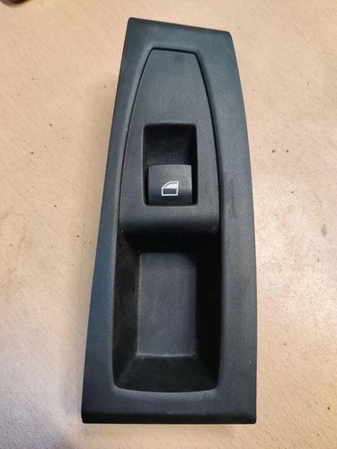 BMW 2 Active Tourer F45 Schalter für Fensterheber hinten rechts 34636485