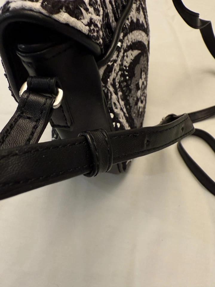 BROSSBODY VERA BRADLEY SUMMER SPARKLE (EXCELENTE USADA) (M-8) Foto 3 de 4