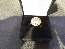 724--STERLING SILVER RING 925 BEAUTIFUL STONES IN CIRCLE--6 1/2