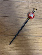 Red Flower Pattern Hairpin with Butterfly Design, Gold Accents