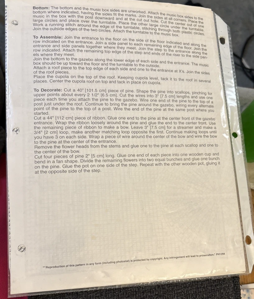 Vtg Rare Mary Maxim MUSICAL GAZEBO Needlepoint Pattern #7076 only - Image 3 of 3