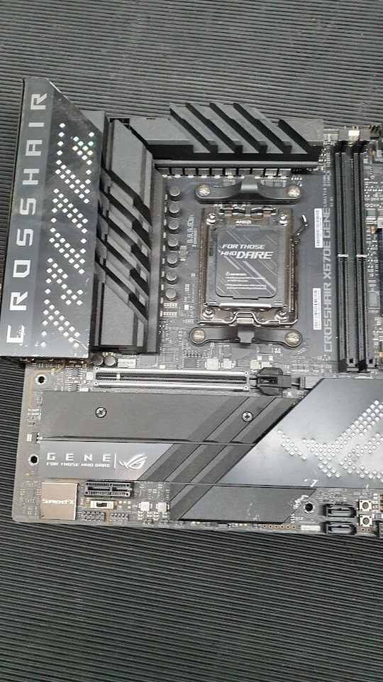 ASUS ROG CROSSHAIR X670E GENE Motherboard Not Working For Parts eBay