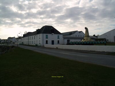 Photo 12x8 (A4) Bruichladdich Distillery 2 c2011
