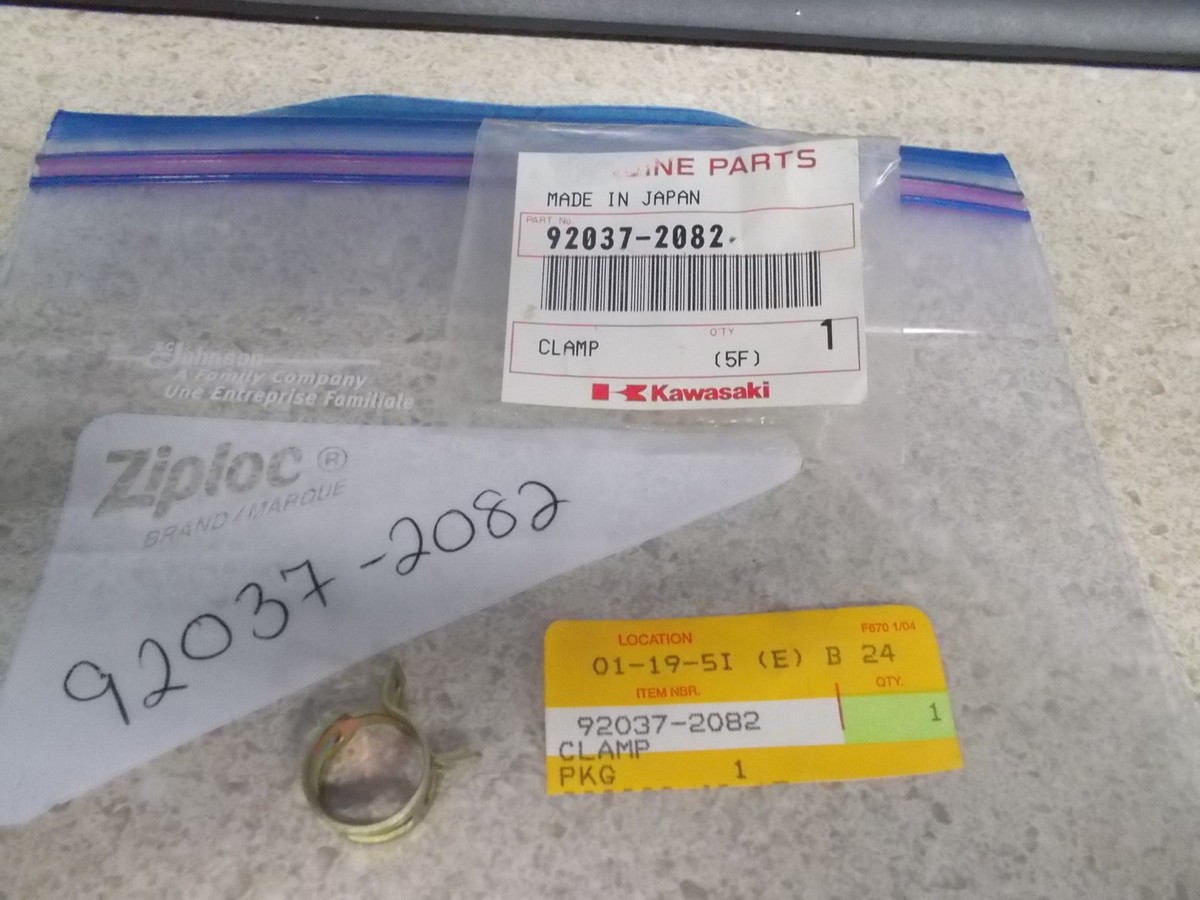NOS OEM Kawasaki Clamp 1994-2003 VN800 ZX900 ZX750 KLX300 ZRX1200