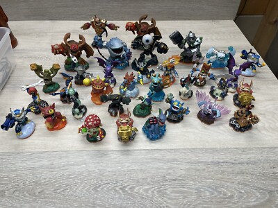 Skylanders Lot Of 34 2012 Activision Figures XBOX Instant Collection
