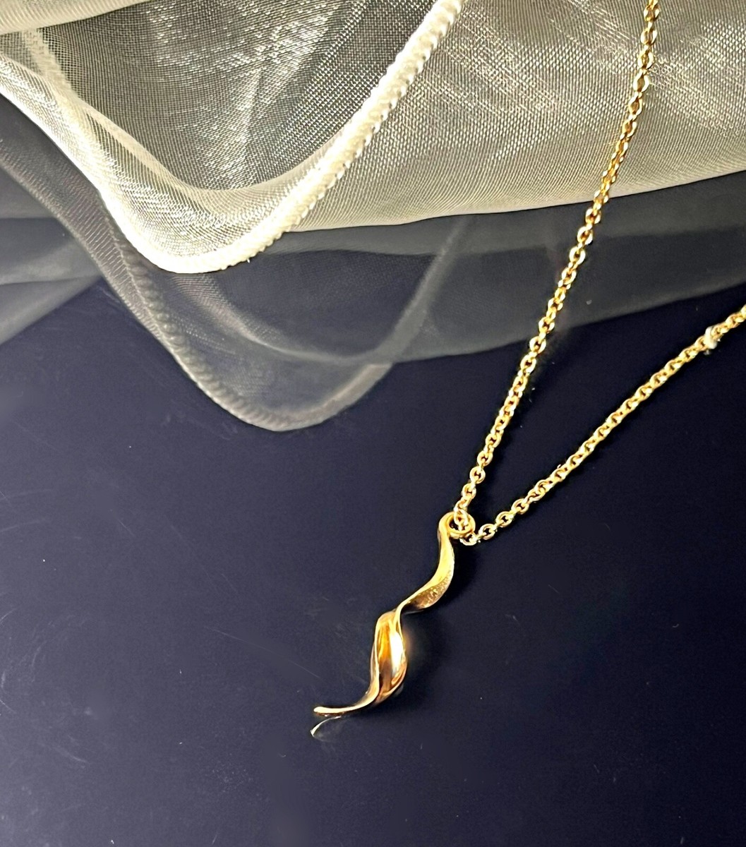 Tiffany & Co. Orchid MN pendant 16 in Necklace 18k Gold | eBay