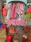 New ListingVintage 1968 World of Barbie Double Doll Case W/ Clothing & Accessories