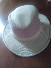THE TILLEY Lightweight Mesh LTM8 Sun Protection Hat 7 5/8 UPF 50+