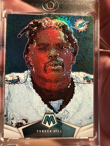 2025 Panini Mosaic Tyreek Hill Micro Mosaic Case Hit SSP RARE 🔥