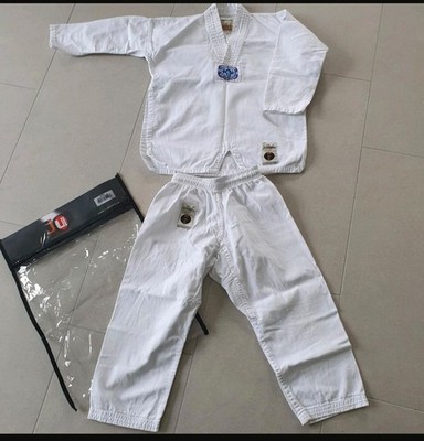 Taekwondo Anzug/ Kinderanzug/Gr.110