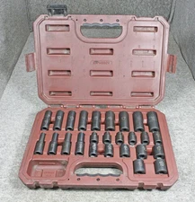 MATCO Tools SBPM266V 26 Piece METRIC Impact Standard & Deep Socket Set
