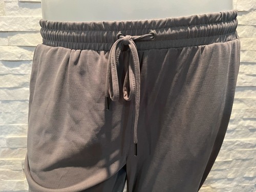 Neu mit Etikett SPLENDID seidige Lounge-Hose elastischer Bund Kordelzug zum Binden von Säumen olivfarben M - Bild 4 von 8