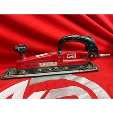 Sioux No. 5560 Dual-piston Straight Line Air Sander Pneumatic Inline Sioux No. 5560 Dual-piston Straight Line Air Sander Pneumatic Inline