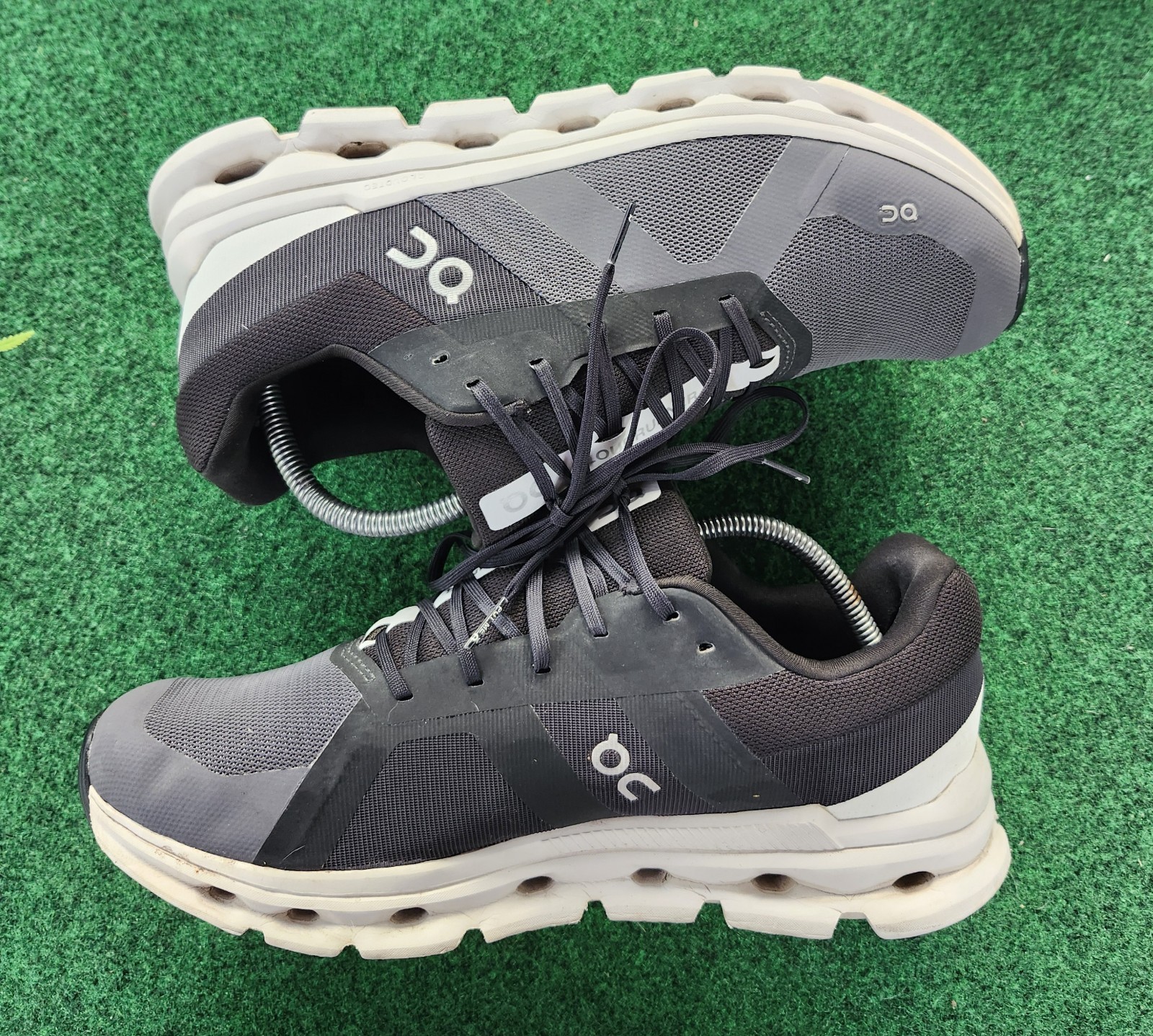 On Cloudrunner Cloud Eclipse Frost Men's Running … - image 7