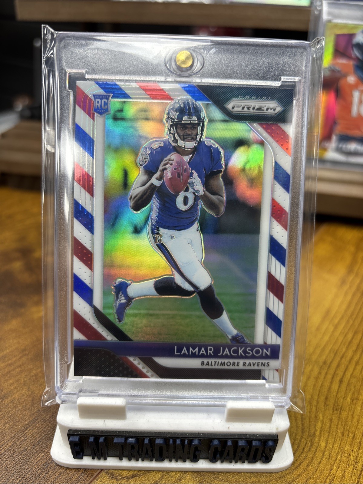 2018 Panini Prizm - Rookie Red White & Blue Prizm #212 Lamar Jackson (RC)