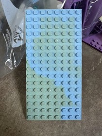 LEGO Friends Heartlake Airport 41109 Complete Set 692 Pieces Box Minifigures