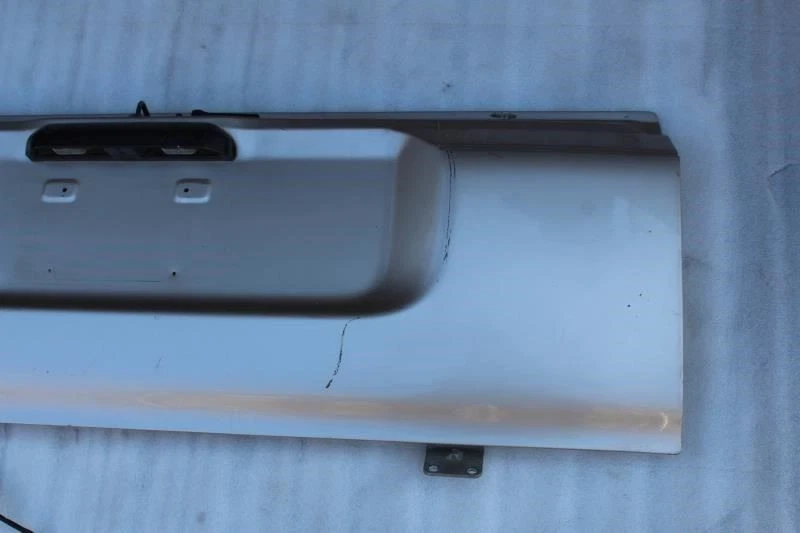 Toyota Landcruiser 1992 puerta trasera inferior maletero beige 4K1 Foto 3 de 4