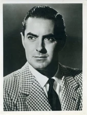 Tyrone Power 6.47x8.55 Vintage B&W Photo