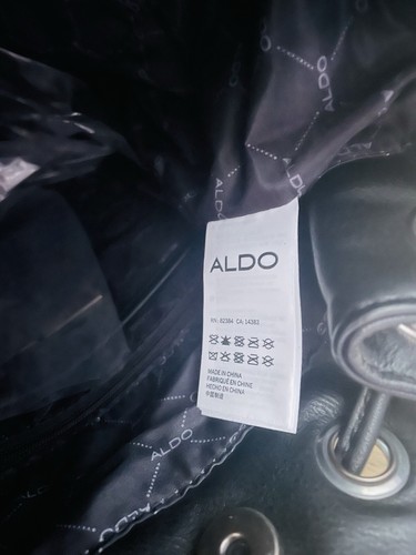 ALDO Bucket Bag Women OS Black Striped Faux Leather Lined Adjustable Chain Strap - Picture 6 of 8