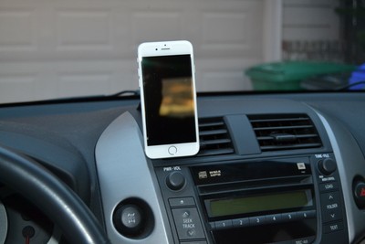 rav4 phone mount