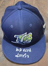 JUNIOR CAMINERO SIGNED 2025 BATTING PRACTICE USED TB RAYS HAT BECKETT + PD LOA!!